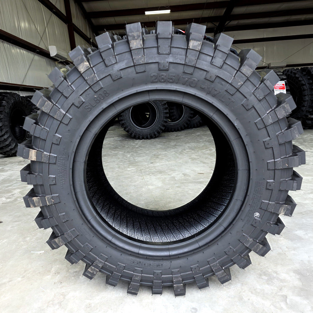 285/70R17LT
