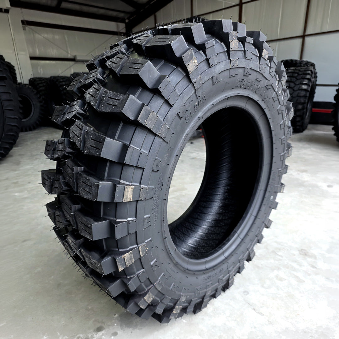 285/70R17LT